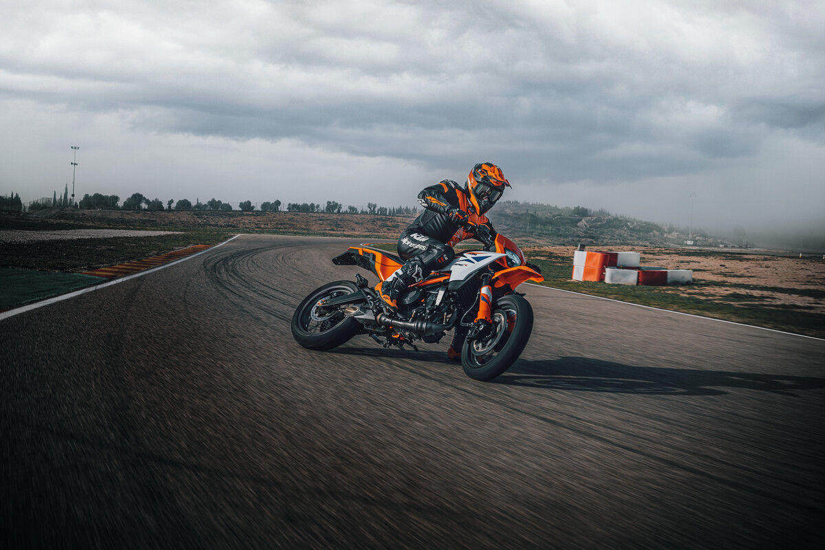 125 SMC R