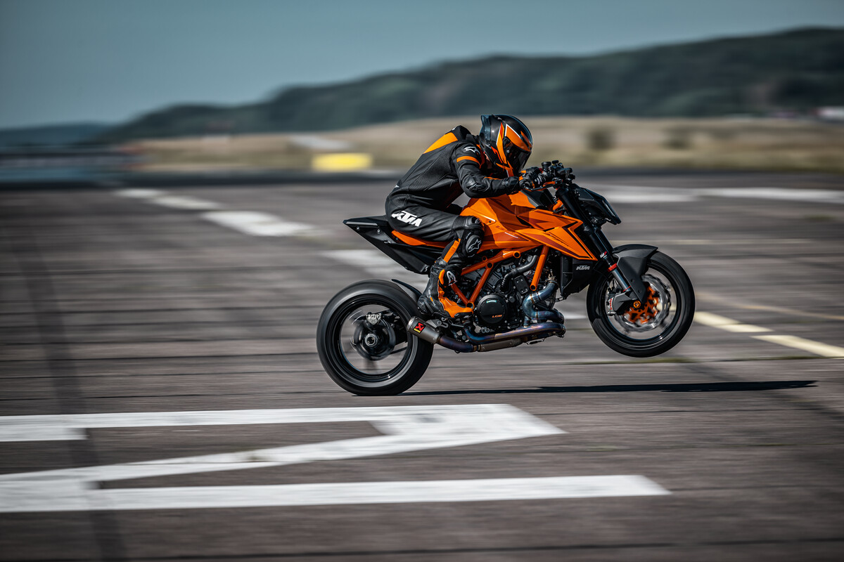 1390 Super Duke R