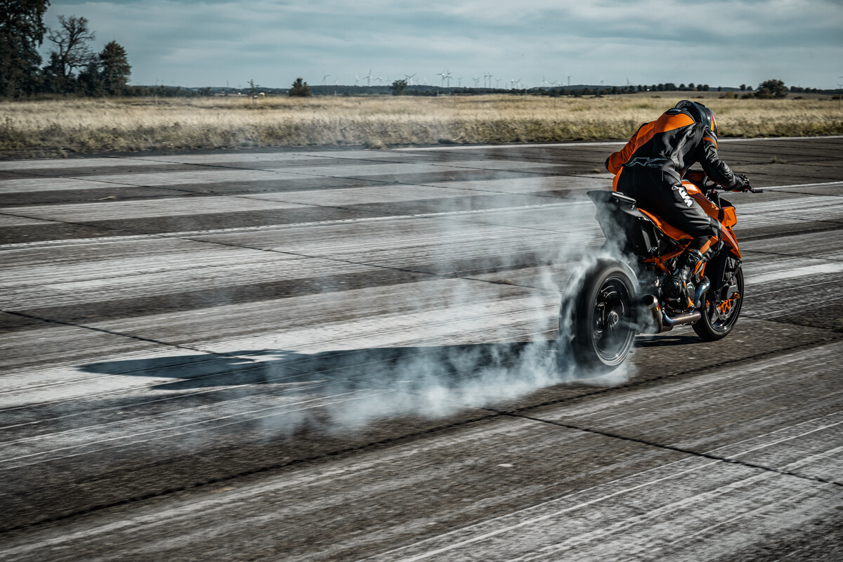 1390 Super Duke R EVO