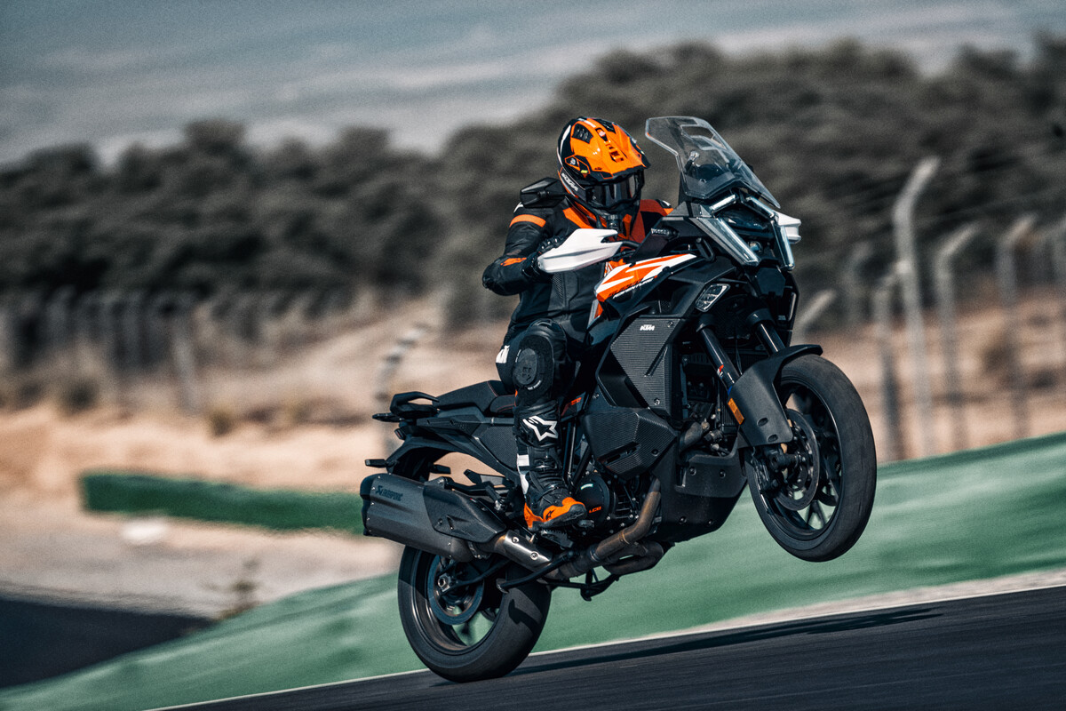 La nouvelle KTM 1390 SUPER ADVENTURE S 2025