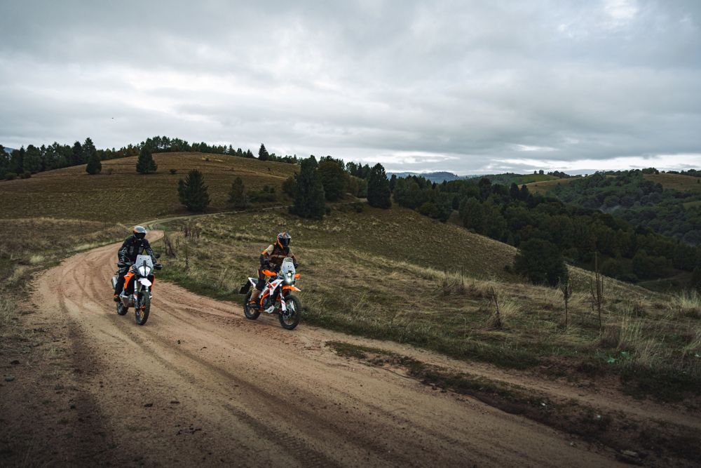 SAVE THE DATE: 2025 KTM Europe adventure rally s'attaque à la Roumanie